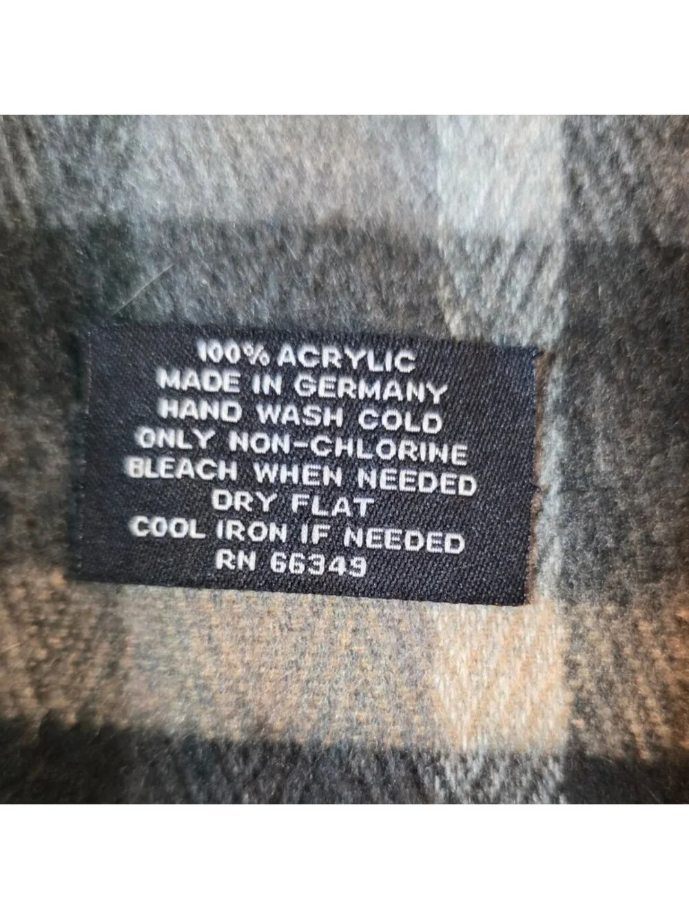 Plaid Fringe Scarf Gray Tan Soft Acrylic Made In Germany Fall Winter Academia